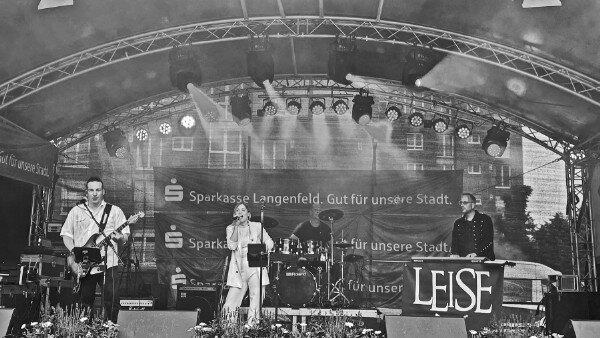 LEISE sind live auf dem ZNS Fest in Langenfeld aufgetreten.